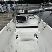 2002 Boston Whaler 180 Dauntless